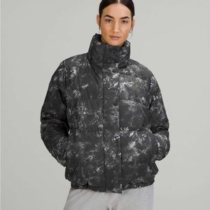 Lululemon wunder puff in aquila black